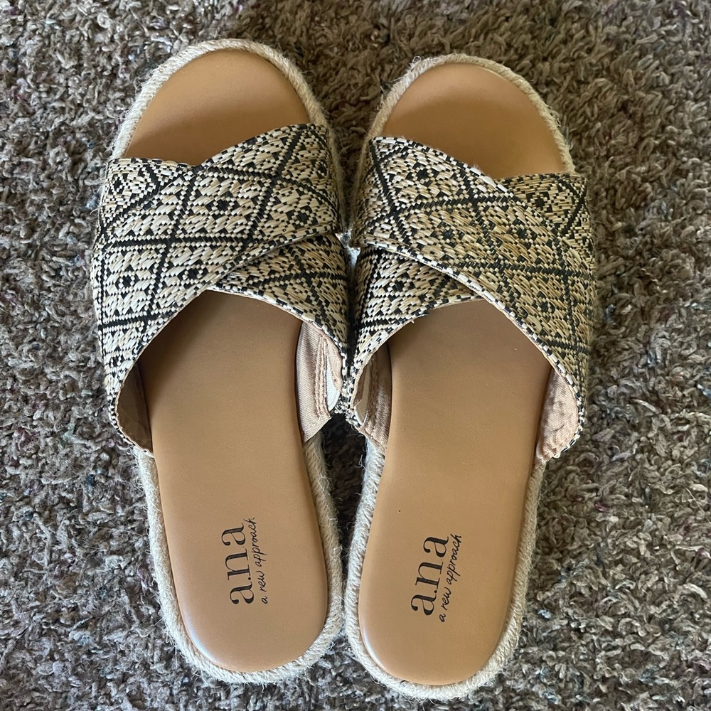 Summer sandals
